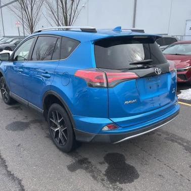 2018 Toyota RAV4 SE