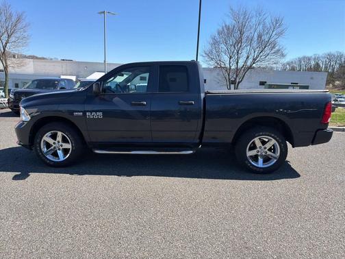 Maximum Steel Metallic Clearcoat 2018 RAM 1500 Express