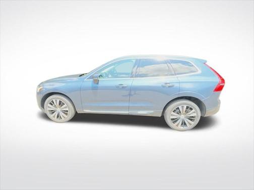 2022 Volvo XC60 B5 Inscription