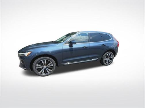 2022 Volvo XC60 B5 Inscription