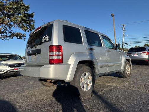 2011 Jeep Liberty Sport