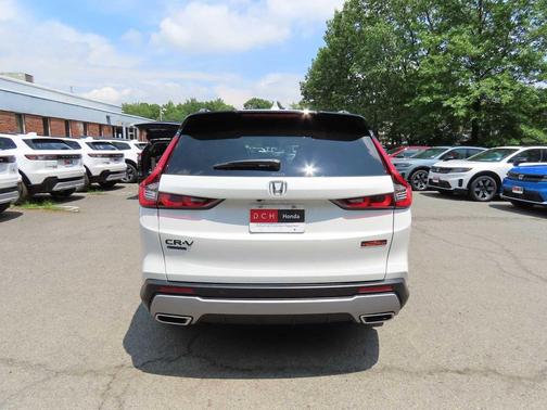 Platinum White Pearl 2026 Honda CR-V Hybrid TrailSport AWD