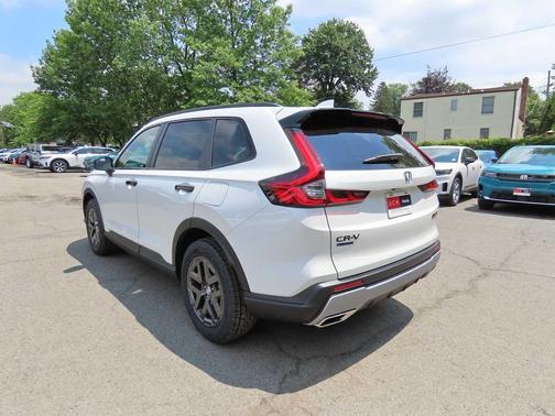 Platinum White Pearl 2026 Honda CR-V Hybrid TrailSport AWD