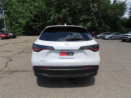 2026 Honda HR-V LX