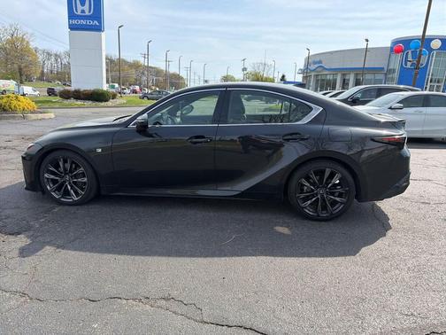 2021 Lexus IS 350 Base