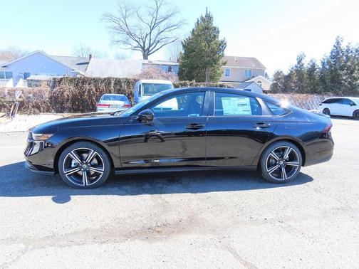 Crystal Black Pearl 2026 Honda Accord Hybrid Sport