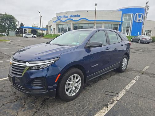 2023 Chevrolet Equinox LS