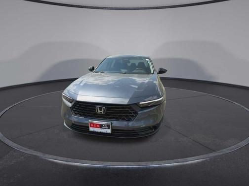 Meteorite Gray Metallic 2026 Honda Accord SE