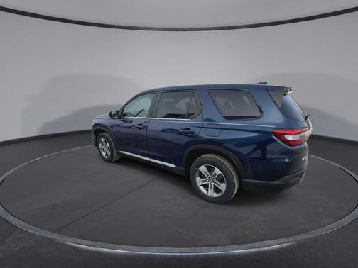 2023 Honda Pilot AWD EX-L 8 Passenger