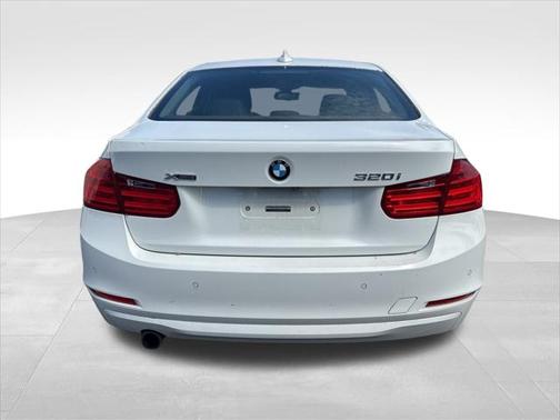 2015 BMW 320 i