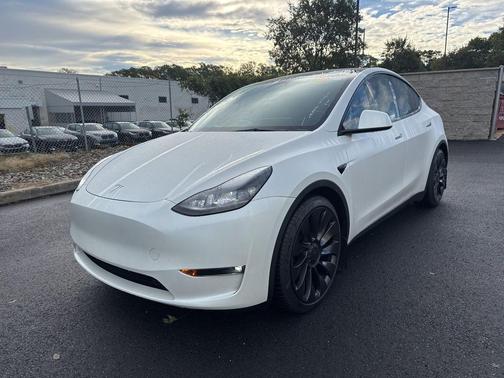 2023 Tesla Model Y Performance Dual Motor All-Wheel Drive