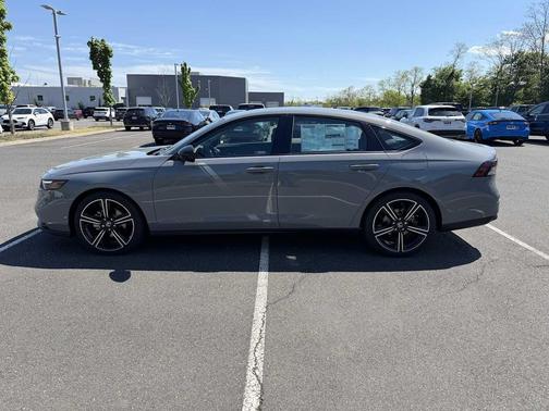 Urban Gray Pearl 2026 Honda Accord SE