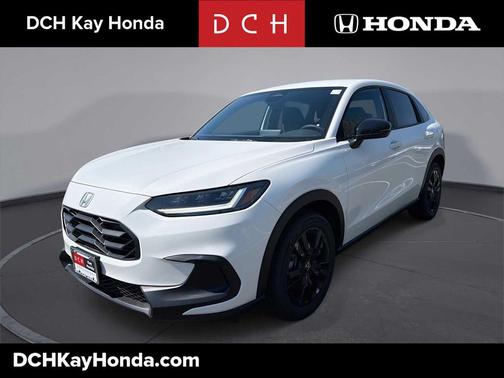 Platinum White Pearl 2027 Honda HR-V Sport