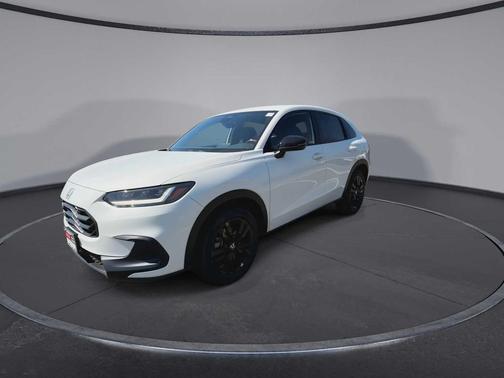 Platinum White Pearl 2027 Honda HR-V Sport