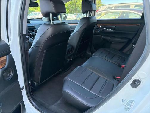 Platinum White Pearl 2022 Honda CR-V AWD EX-L