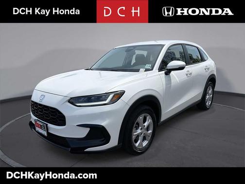Platinum White Pearl 2024 Honda HR-V LX