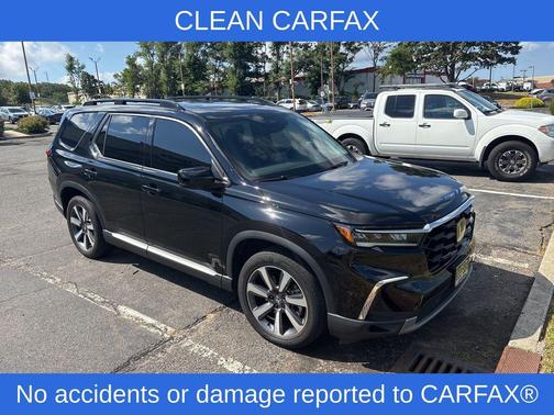 2023 Honda Pilot Touring 8-Passenger