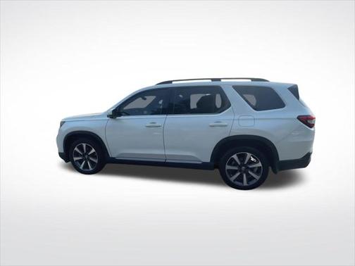 2023 Honda Pilot AWD Elite