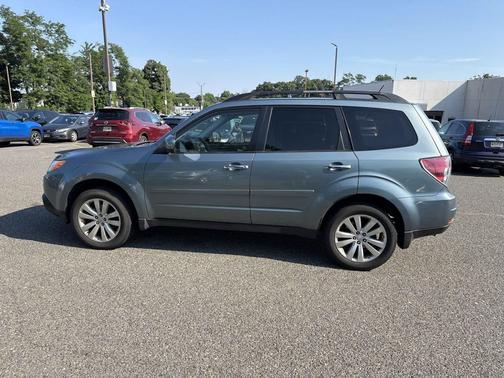 Sage Green Metallic 2012 Subaru Forester 2.5X Premium
