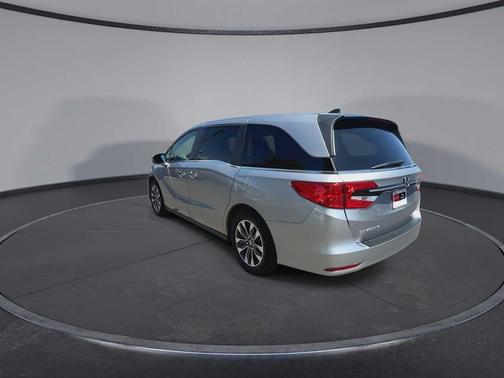 Lunar Silver Metallic 2024 Honda Odyssey EX-L