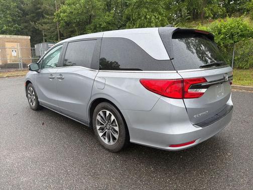 Lunar Silver Metallic 2024 Honda Odyssey EX-L