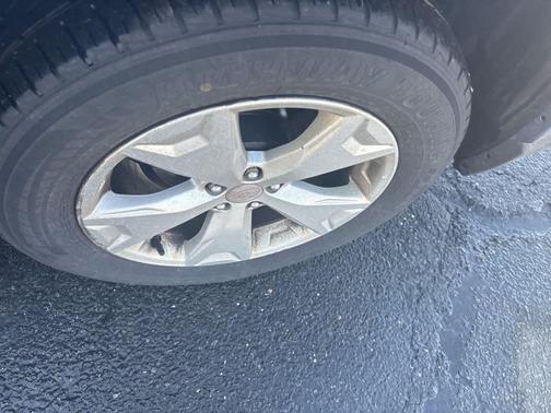 2015 Subaru Forester 2.5i