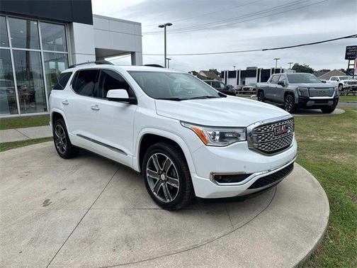 2019 GMC Acadia Denali