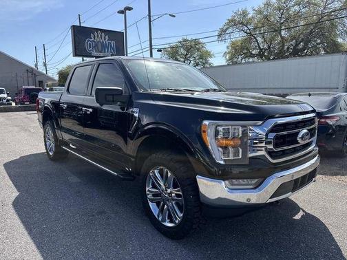 Black Metallic 2022 Ford F-150 XLT