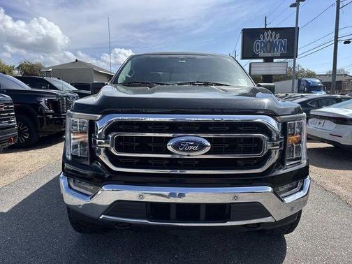 Black Metallic 2022 Ford F-150 XLT