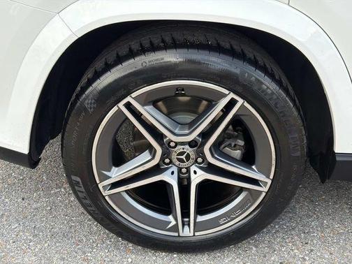 Polar White 2024 Mercedes-Benz GLS 450 4MATIC