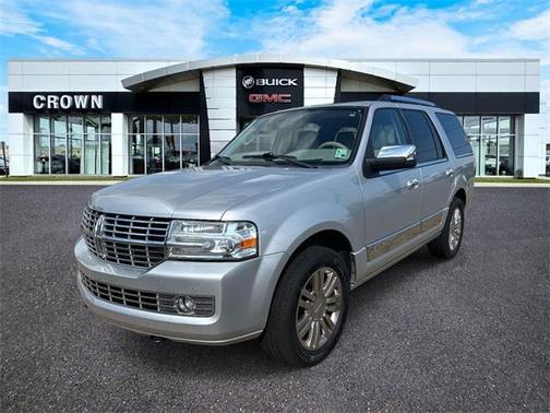 2014 Lincoln Navigator Base