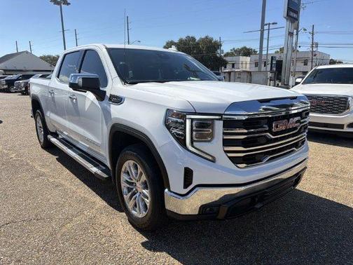 Summit White 2024 GMC Sierra 1500 SLT