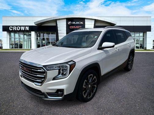 White Frost Tri-Coat 2023 GMC Terrain SLT