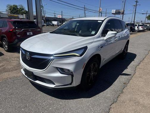 White Frost Tri-Coat 2023 Buick Enclave Essence