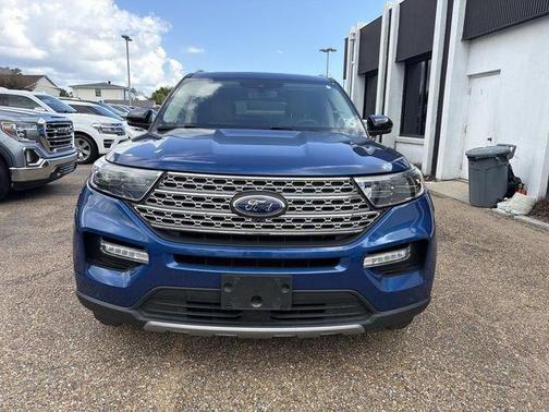 Blue Metallic 2022 Ford Explorer Limited