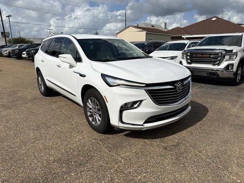 Summit White 2023 Buick Enclave Essence