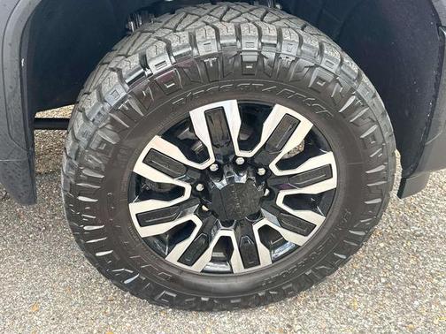 2025 GMC Sierra 2500 Denali Ultimate