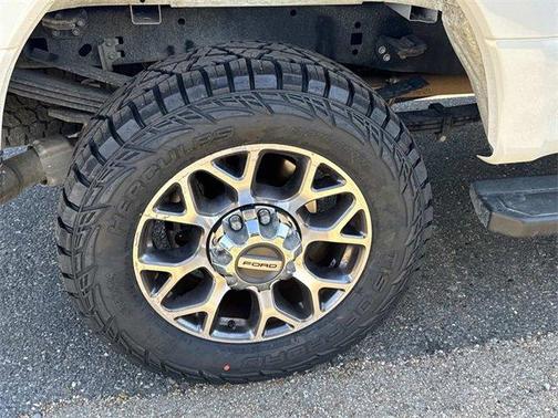 2022 Ford F-350 Lariat Super Duty