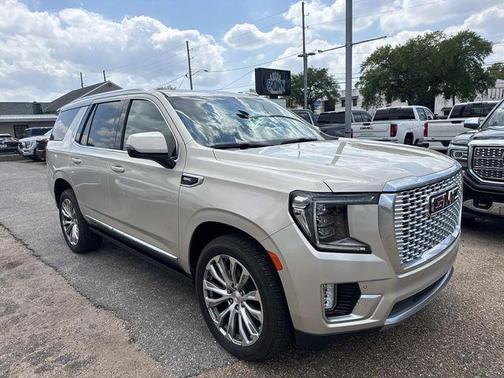 Beige Pearl Metallic 2021 GMC Yukon Denali