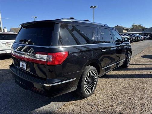 2019 Lincoln Navigator L Black Label