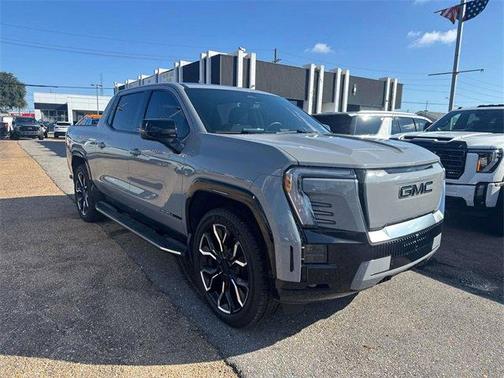 2025 GMC Sierra EV Denali