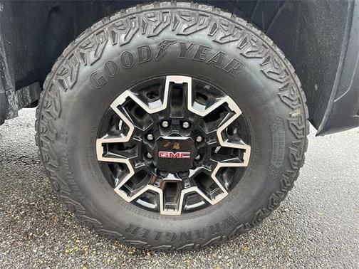 2025 GMC Sierra 2500 AT4X