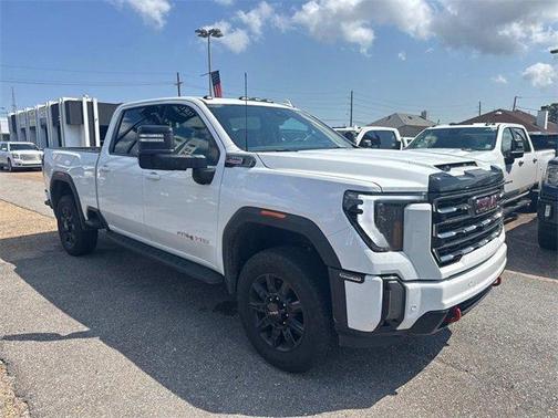 2024 GMC Sierra 2500 AT4