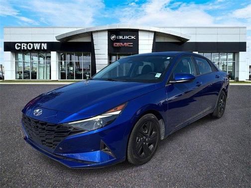 2022 Hyundai ELANTRA SEL