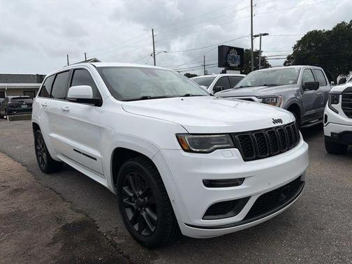 Bright White Clearcoat 2018 Jeep Grand Cherokee Overland