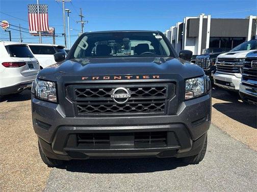 2022 Nissan Frontier S