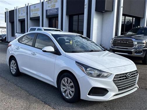 2020 Hyundai Accent SE