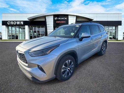 2024 Toyota Highlander XLE