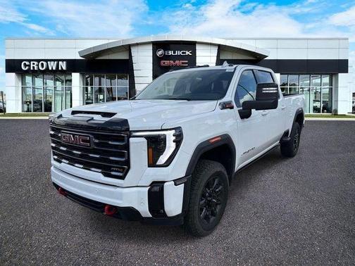 Summit White 2025 GMC Sierra 2500 AT4