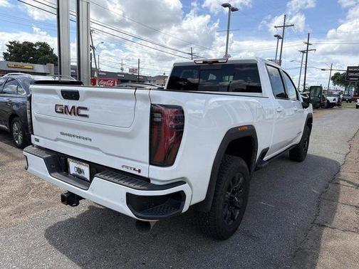 Summit White 2025 GMC Sierra 2500 AT4